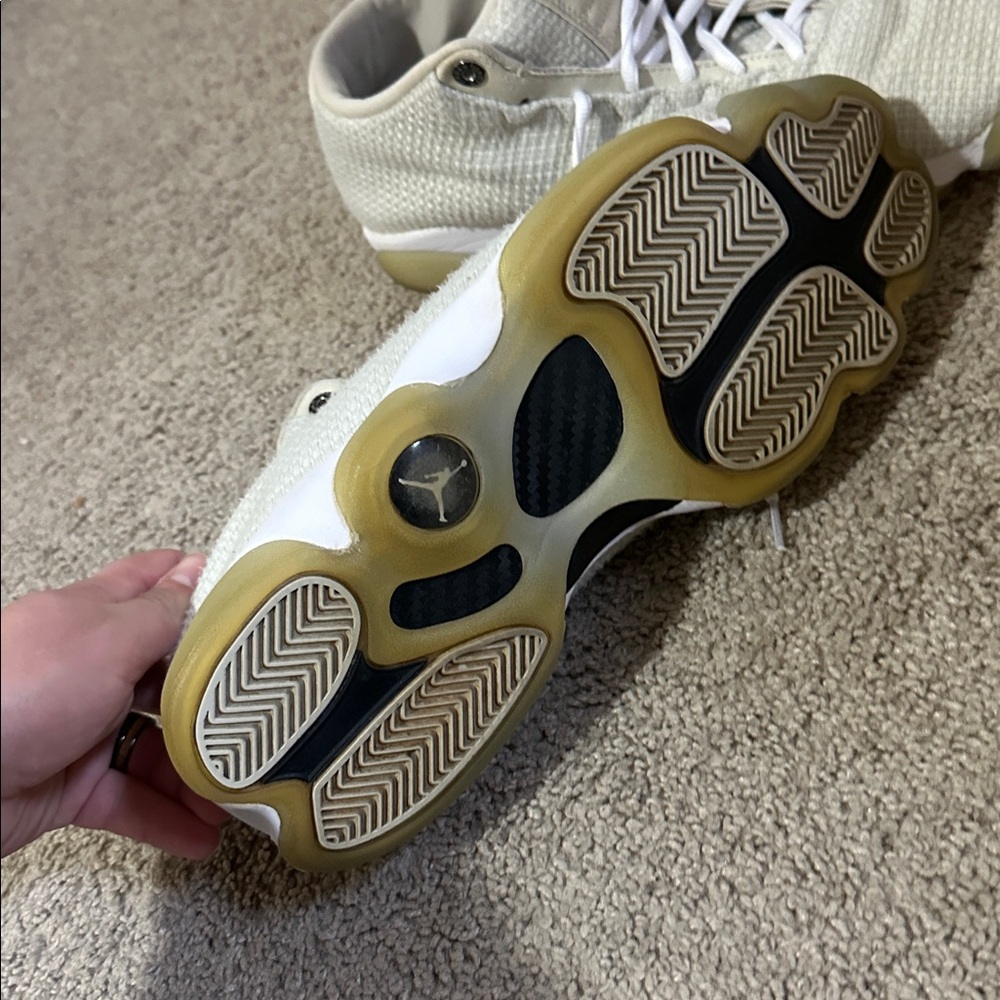 Jordan Horizon White Lows View 3